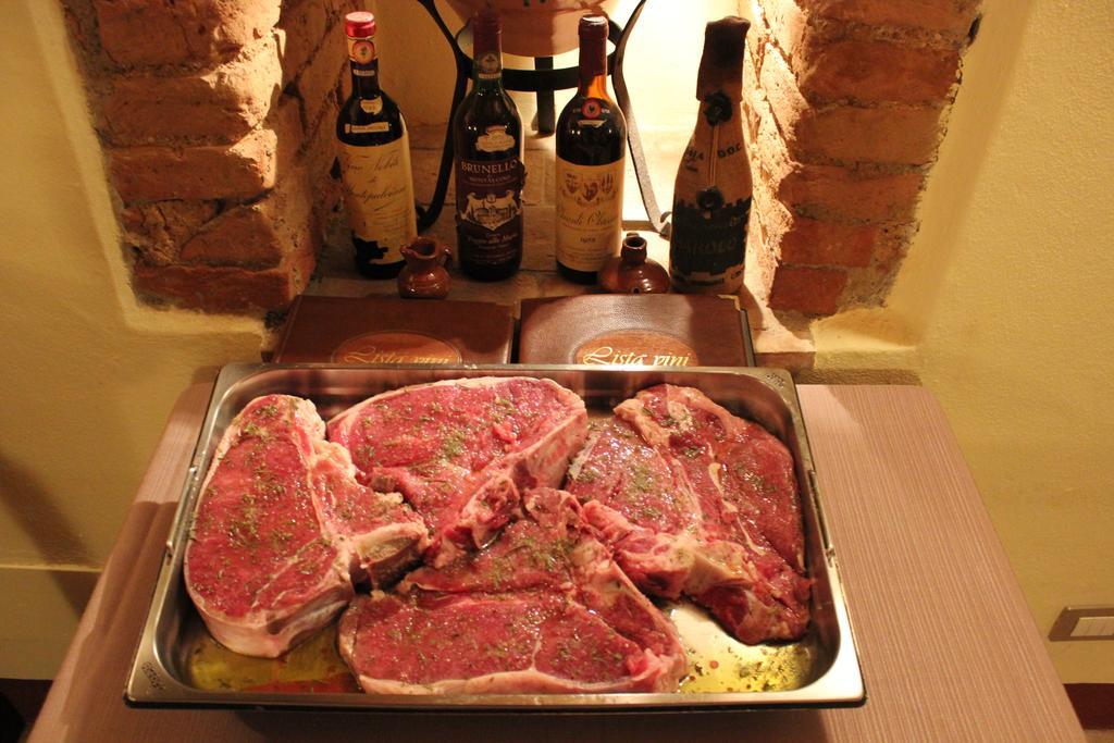 Antico Borgo Poggiarello Guest House มอนเตริจโจนี ห้อง รูปภาพ