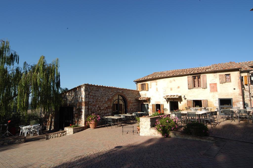 Antico Borgo Poggiarello Guest House มอนเตริจโจนี ห้อง รูปภาพ