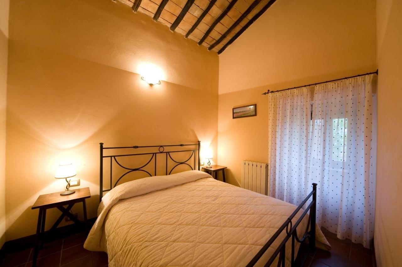 Antico Borgo Poggiarello Guest House มอนเตริจโจนี ภายนอก รูปภาพ